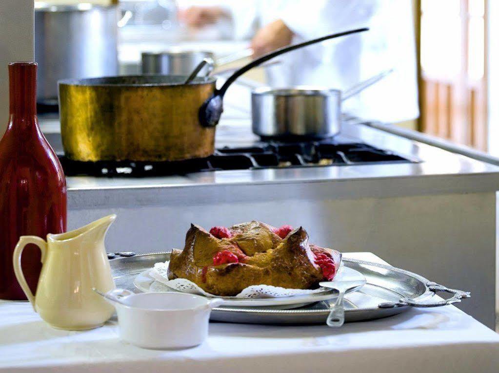 Logis Hotel-Restaurant Le Relais Hauterives Ngoại thất bức ảnh