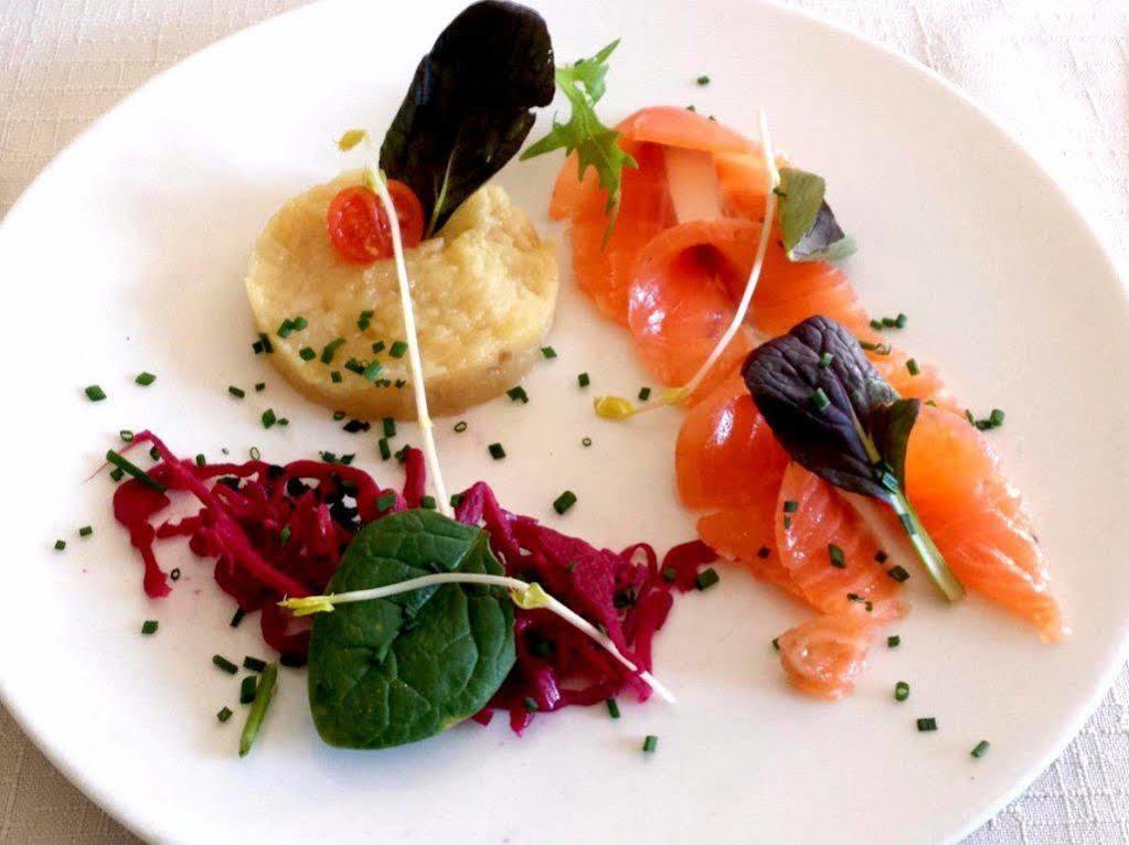 Logis Hotel-Restaurant Le Relais Hauterives Ngoại thất bức ảnh